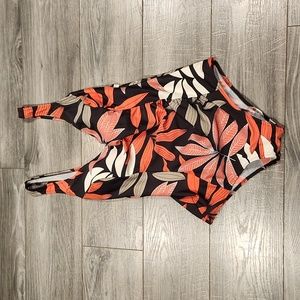 EUC Anita Comfort Women's sz 12 One piece Tropical Swimsuit w/built-in bra